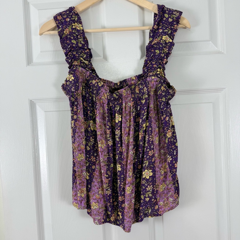 NEW Easel Floral Purple Top Size Small